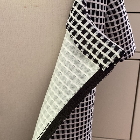 Vintage ‘60s Double Knit Fabric Mini Dress - Picture 4 of 13